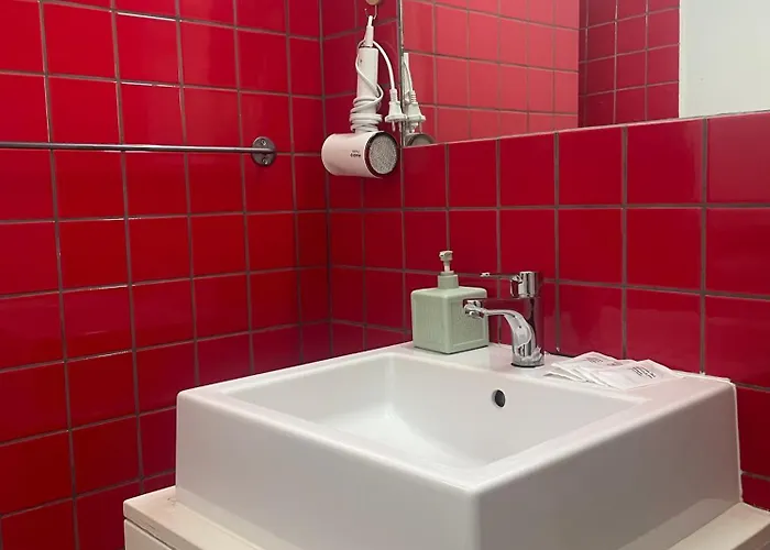 зі світлом в центрі старого львова